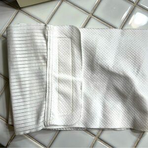 M/L postpartum belly band white with Velcro and elastic band